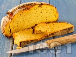 Царевичен хляб с два вида брашно, овесени ядки, трици и прясна мая - снимка на рецептата